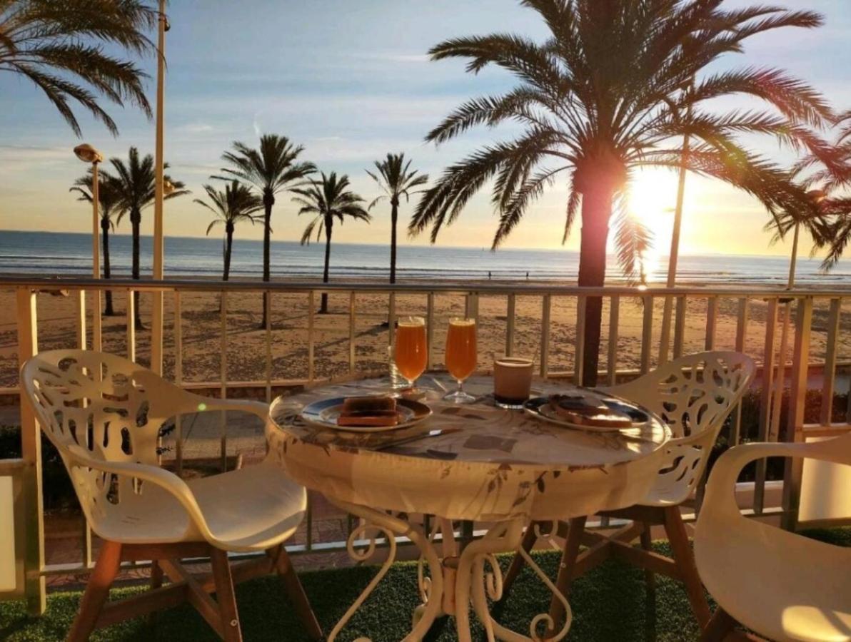 Apartamento NUEVO, Primerísima línea con Wifi y Parking gratis en Playa San Antonio Cullera Exterior foto