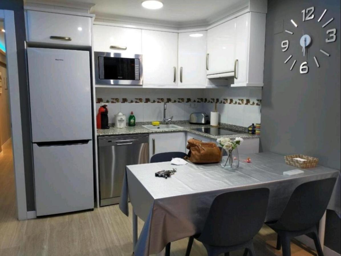 Apartamento NUEVO, Primerísima línea con Wifi y Parking gratis en Playa San Antonio Cullera Exterior foto